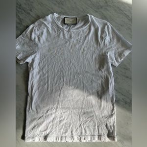 Authentic Gucci Tee White EUC Gucci Label across front Small